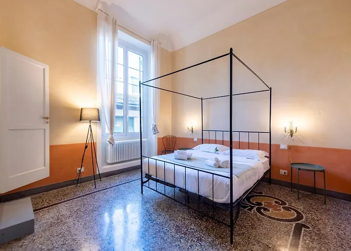 Precious Apartment Genova Historic Center - Happy Rentals