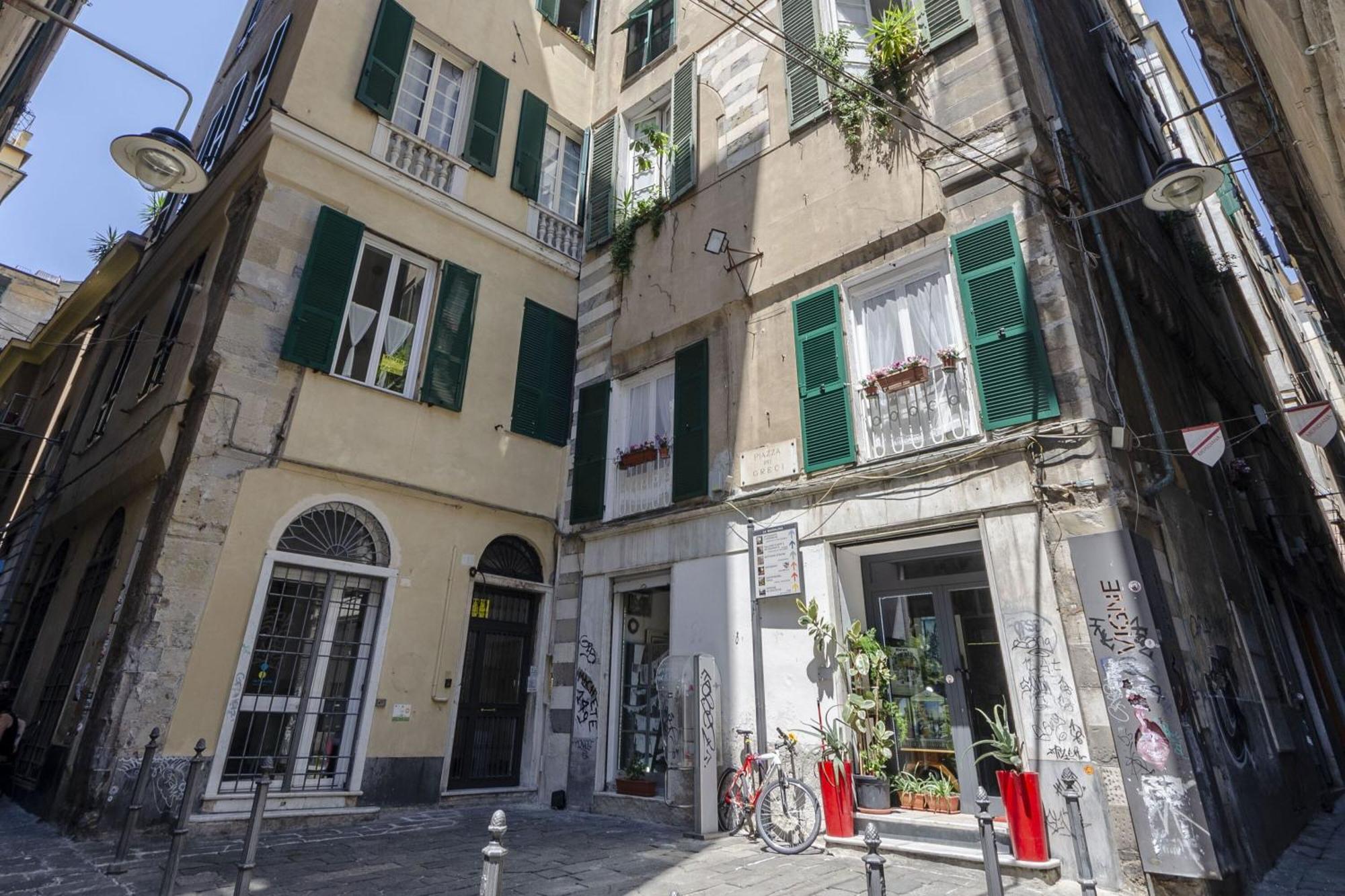Precious Historic Center - Happy